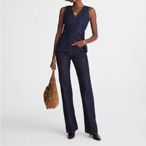 Women's Dark Blue Jeans